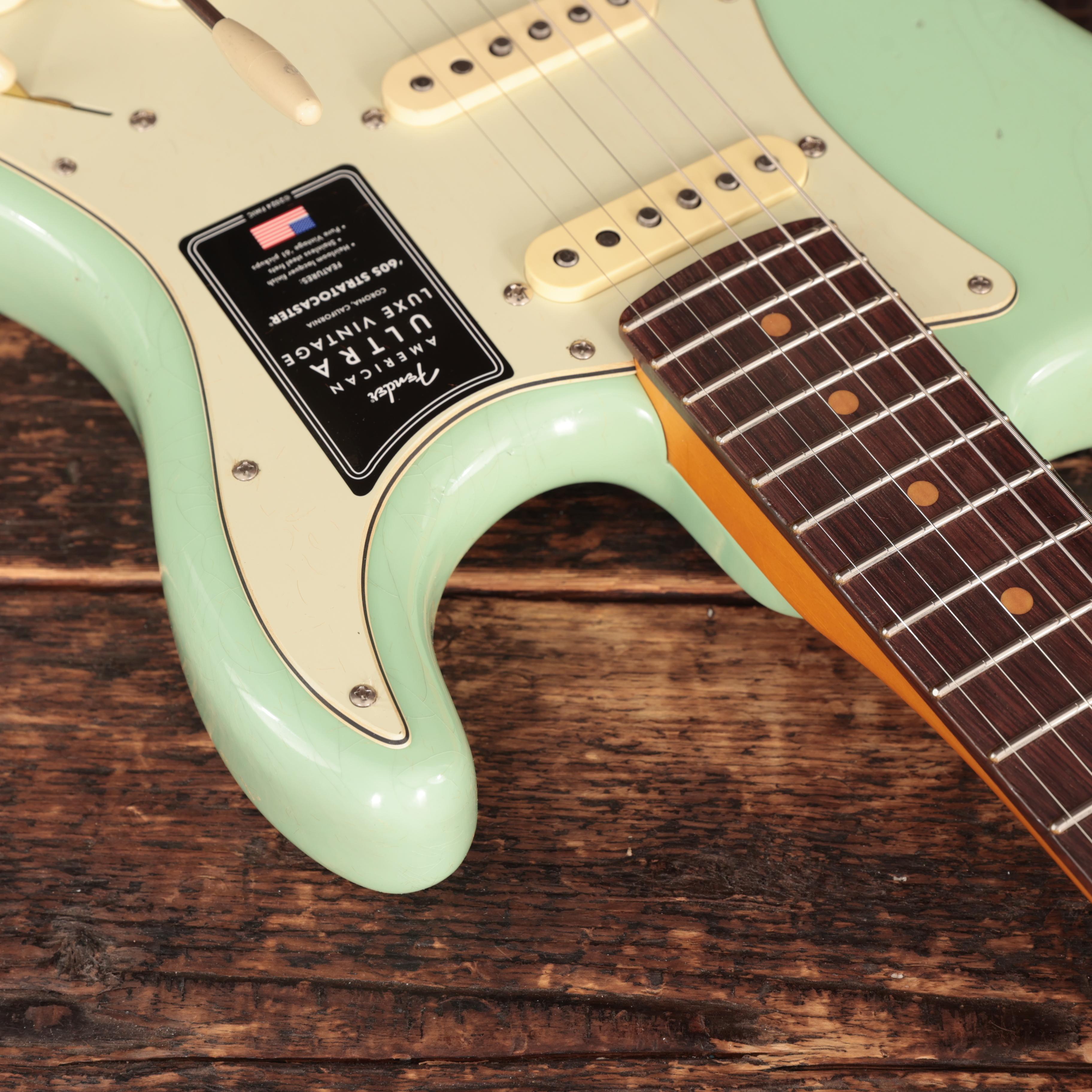 Fender American Ultra Luxe Vintage '60s Stratocaster in Surf Green